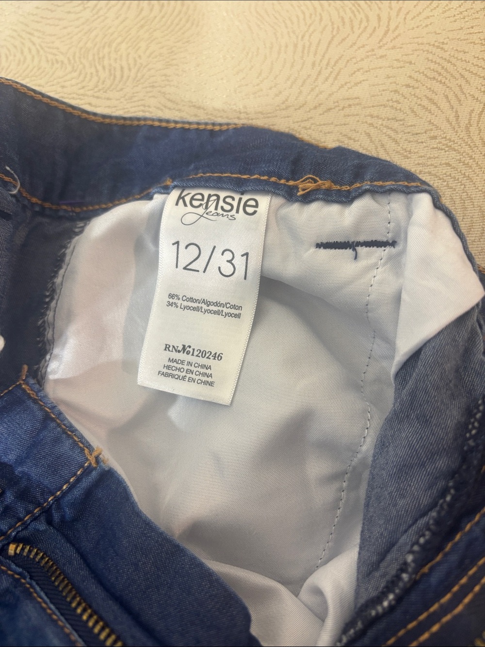 Kensie Jeans Denim Blue lightweight Women's Shorts - Casual Pull-OnStyle 0377 - Picture 9 of 10